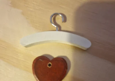 Cintre et coeur du calendrier de l'avent