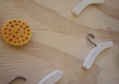 Petit cintre pour le calendrier de l'avent les voiles du bien être