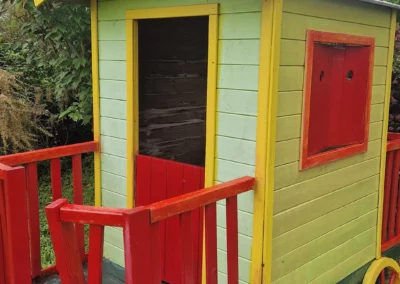 Petite roulotte cabane de jardin