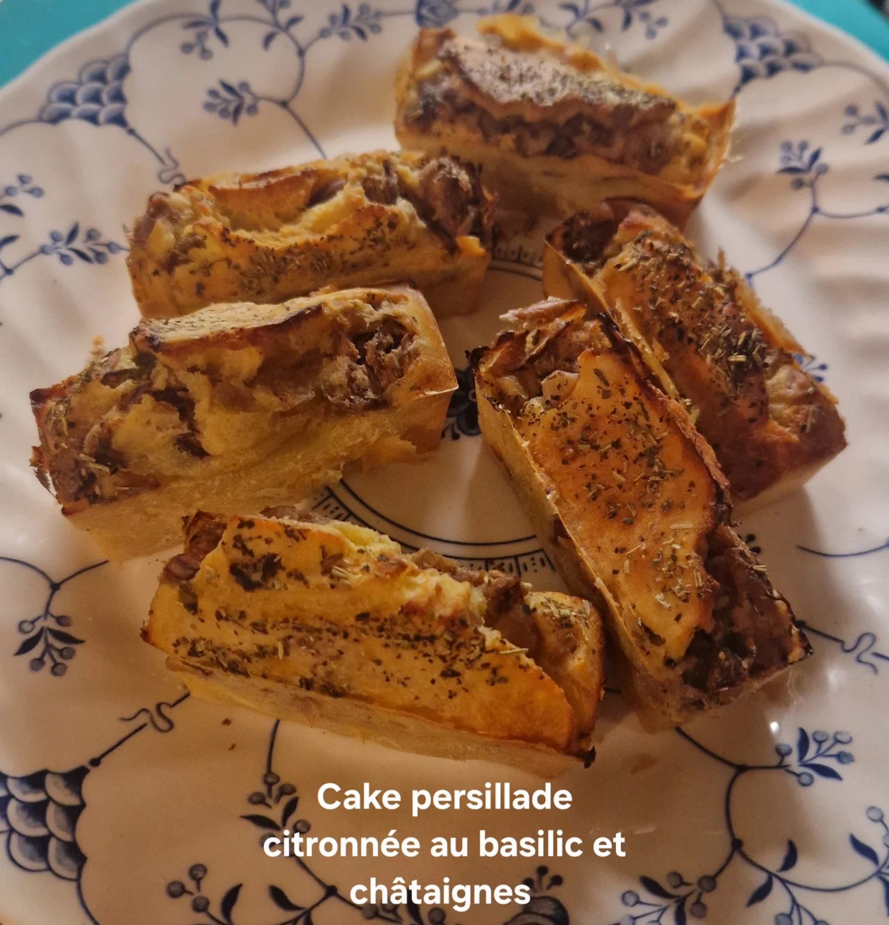 Cake persillade citronnée au basilic et châtaignes