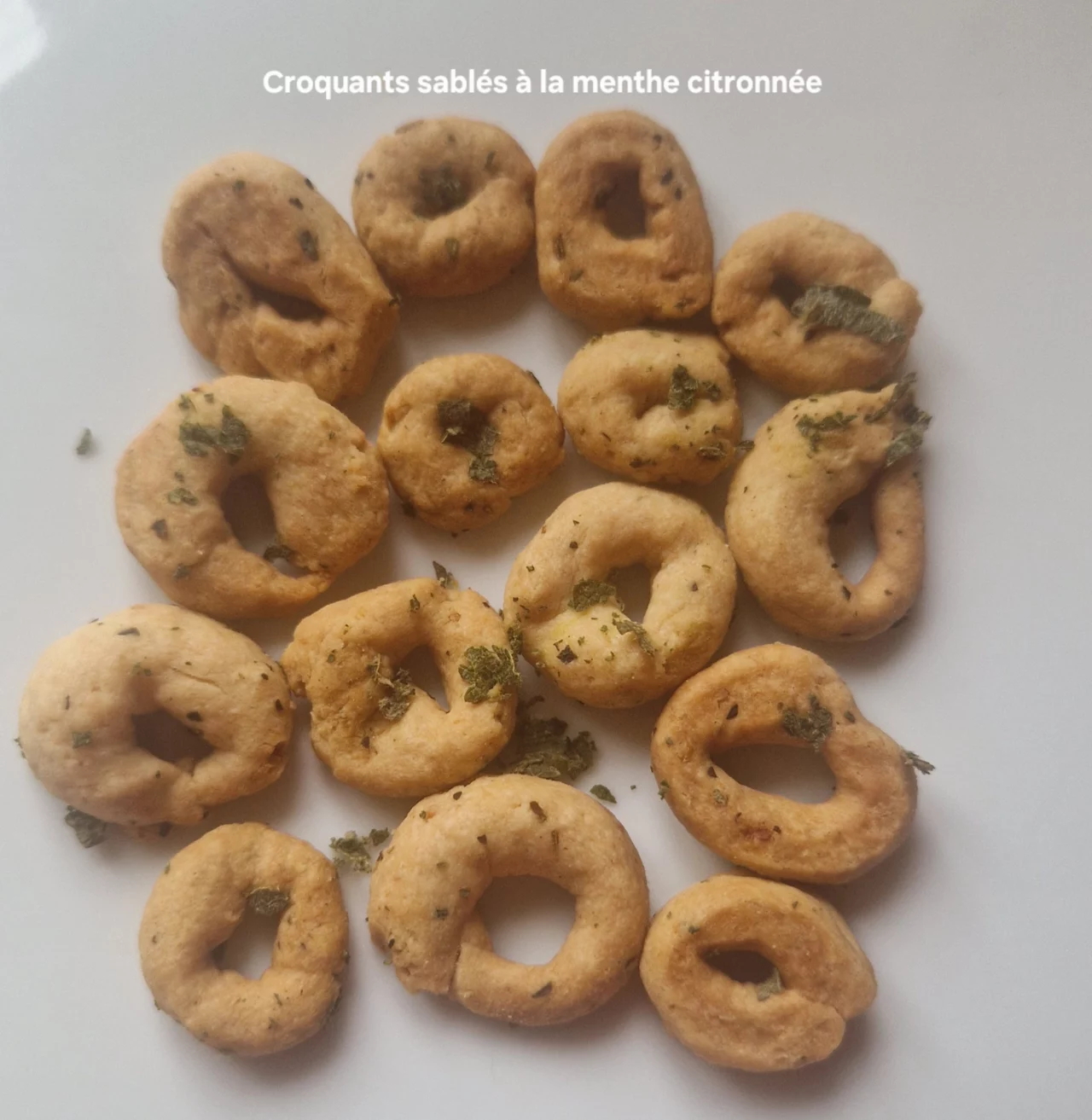 Croquants sablés à la menthe citronée
