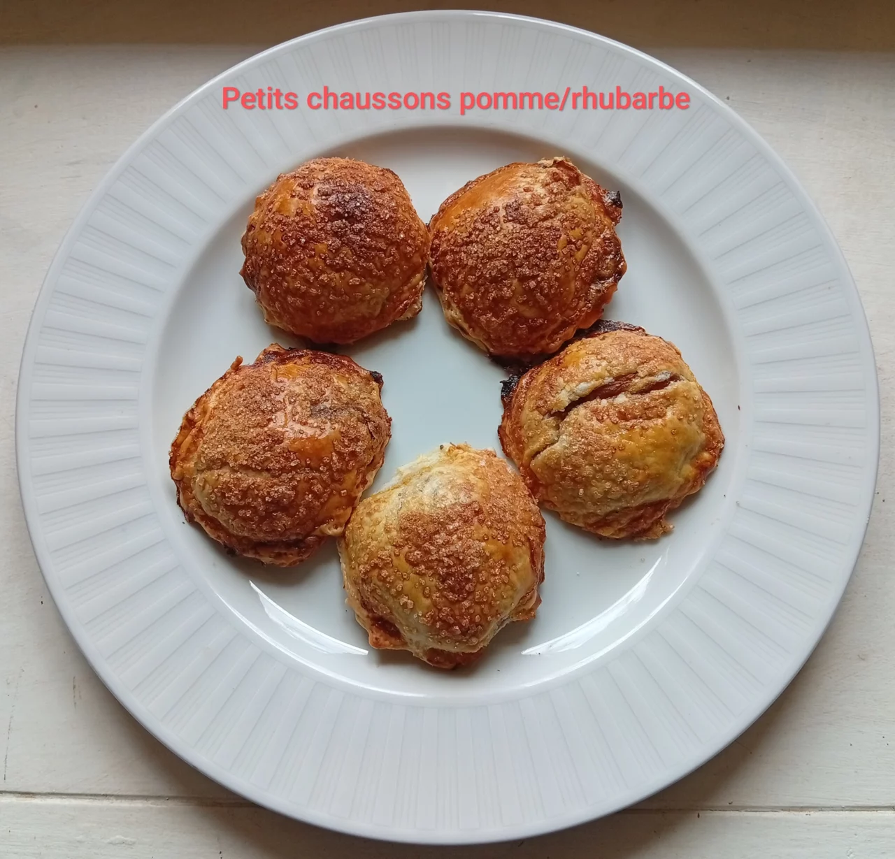 Petits chaussons pomme rhubarbe