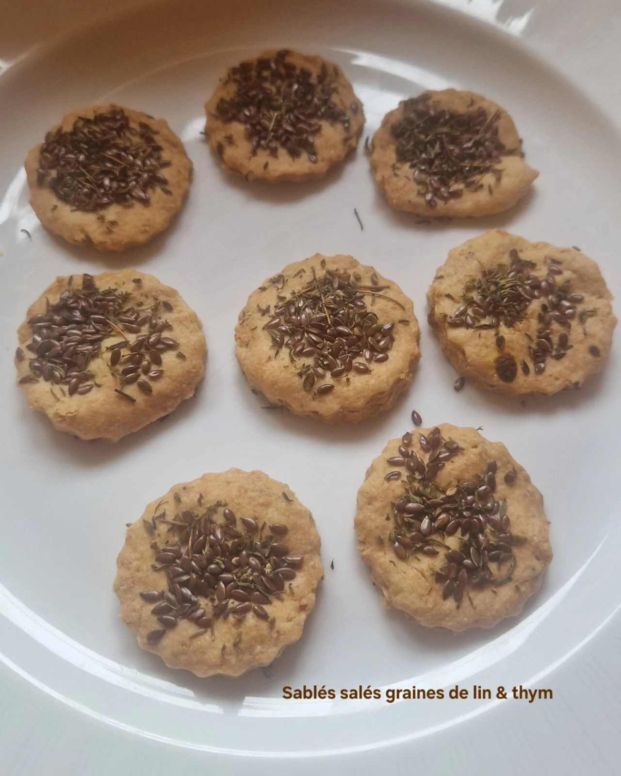 Sablés salés grains de lin et thym