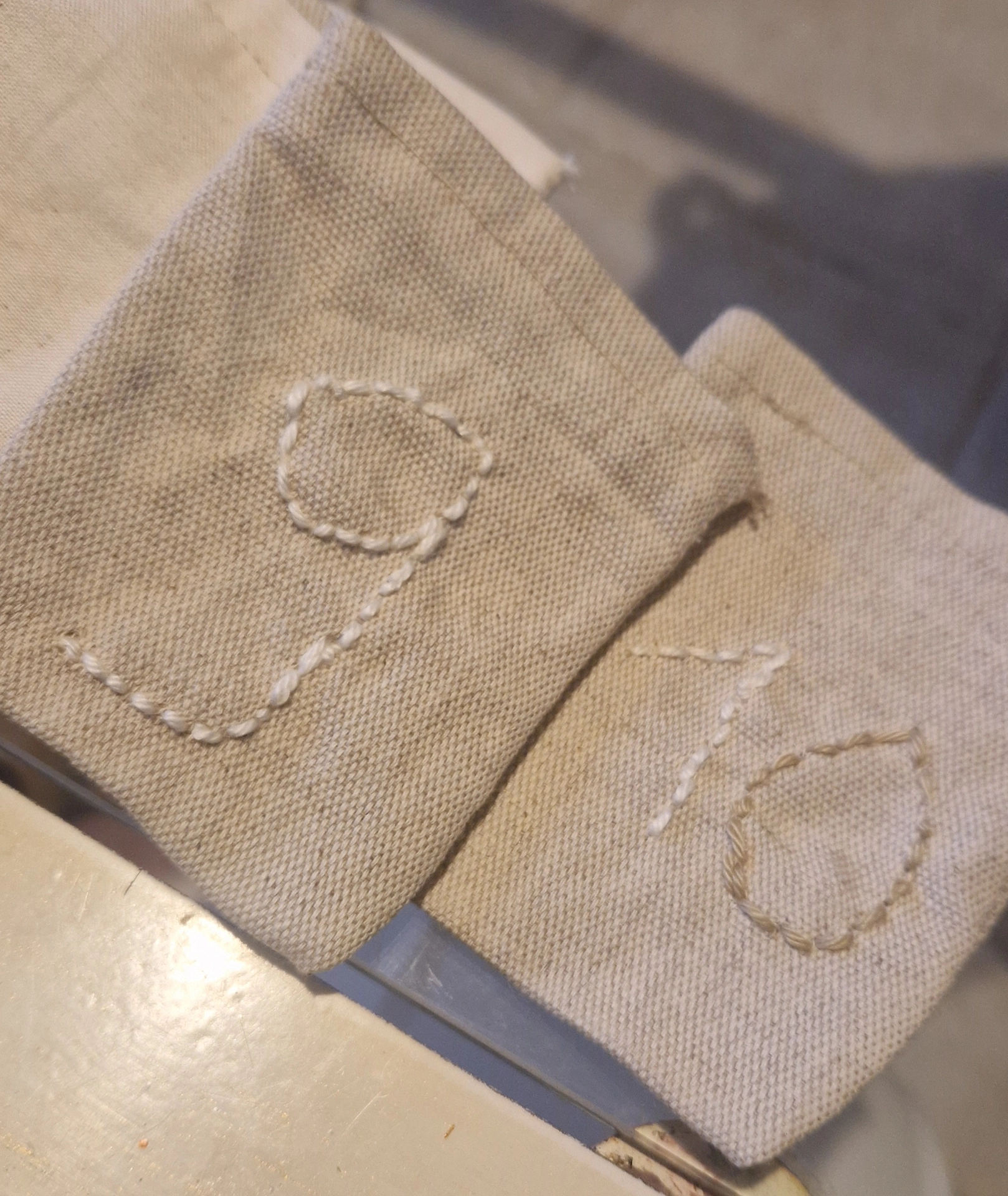 Chiffre 9 et numéro 10 calendrier de l'avent de mon enfant Chiffre 9 et numéro 10 calendrier de l'avent de mon enfant